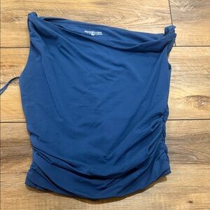 A&F twist strap cropped tank top